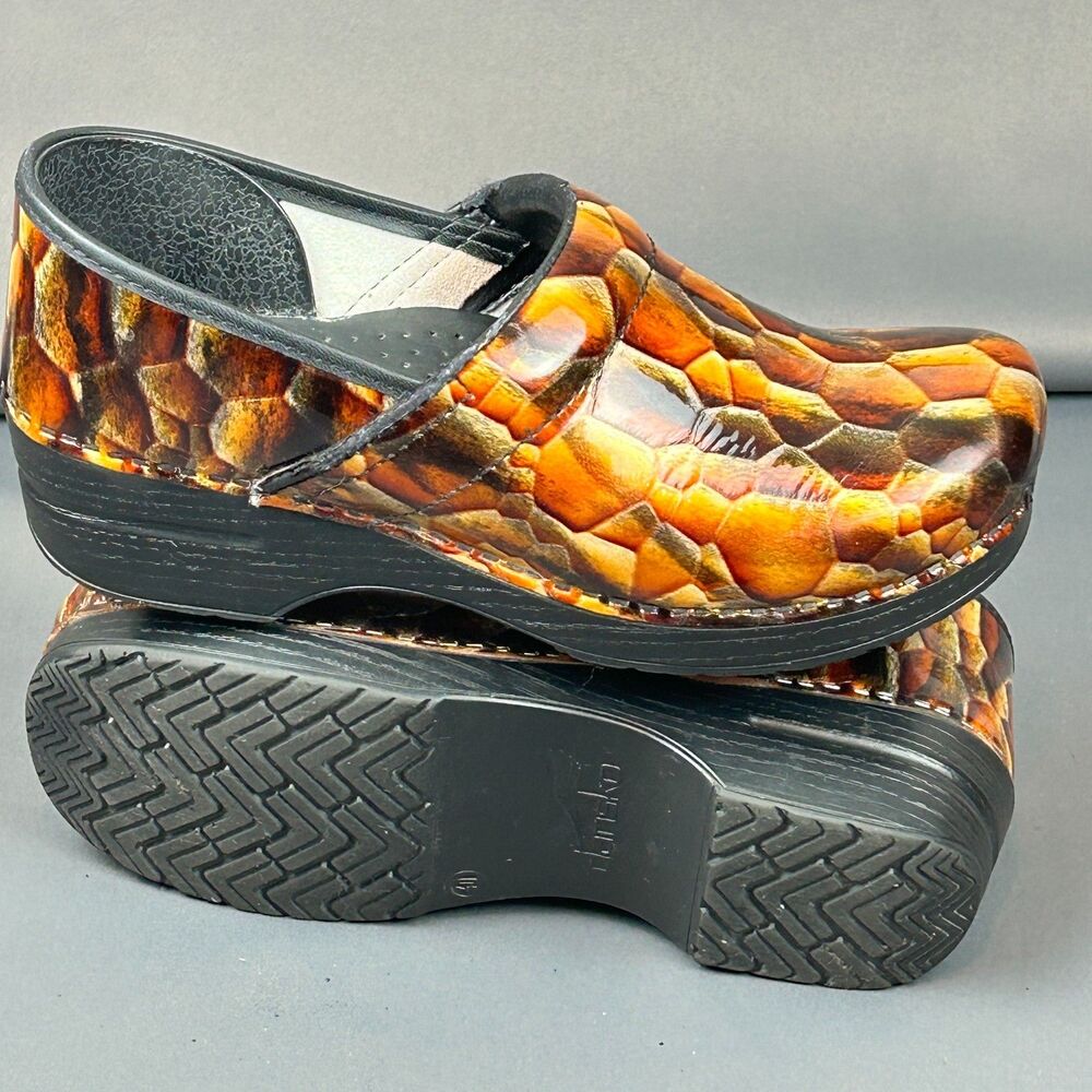 Dansko Professional Tiger Eye Patent Leather Snake Skin Print Clog EU 40 US 10 - Picture 5 of 16